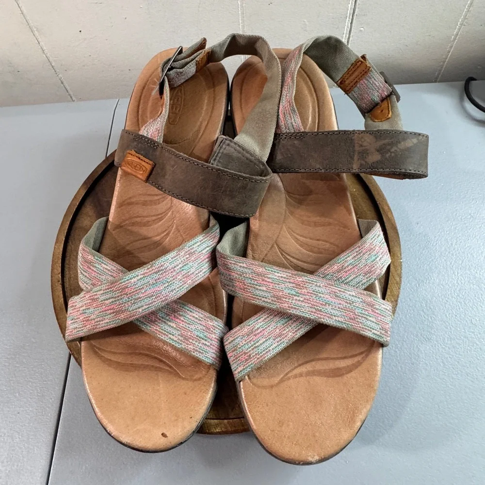 Keen Wedge Sandals Womens 9.5 Brown Multi Good Boho Strappy Buckle 1014313